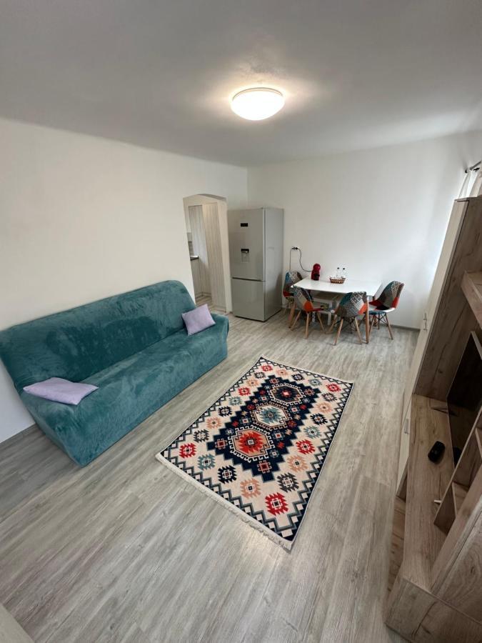 Nema S Apartment Braşov Exterior foto