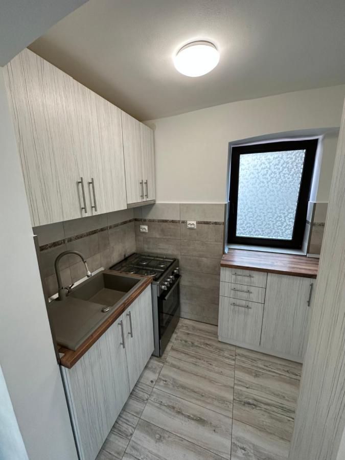 Nema S Apartment Braşov Exterior foto